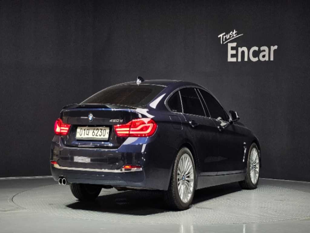 BMW 4시리즈 4시리즈 (F32) 420d 그란쿠페 럭셔리 이미지 2