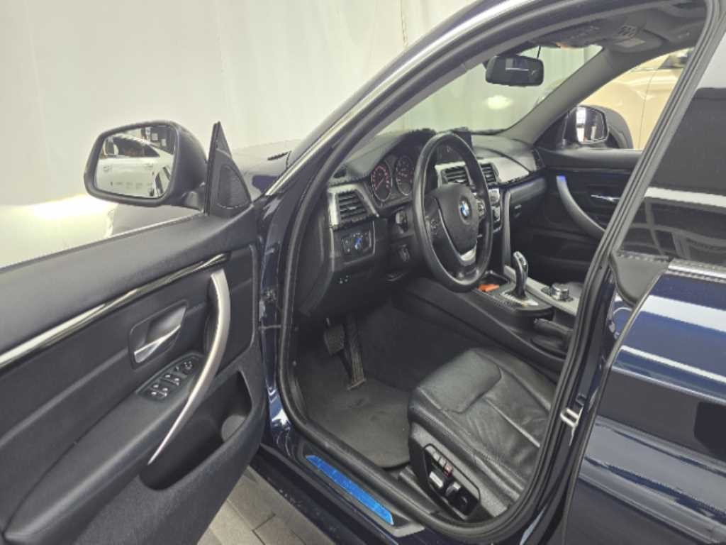 BMW 4시리즈 4시리즈 (F32) 420d 그란쿠페 럭셔리 이미지 8