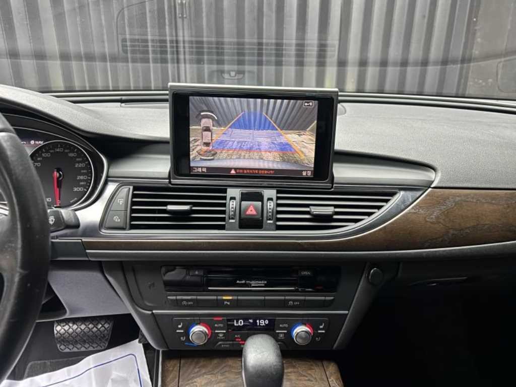 아우디 A6 뉴A6 35 TDI 프리미엄 이미지 9