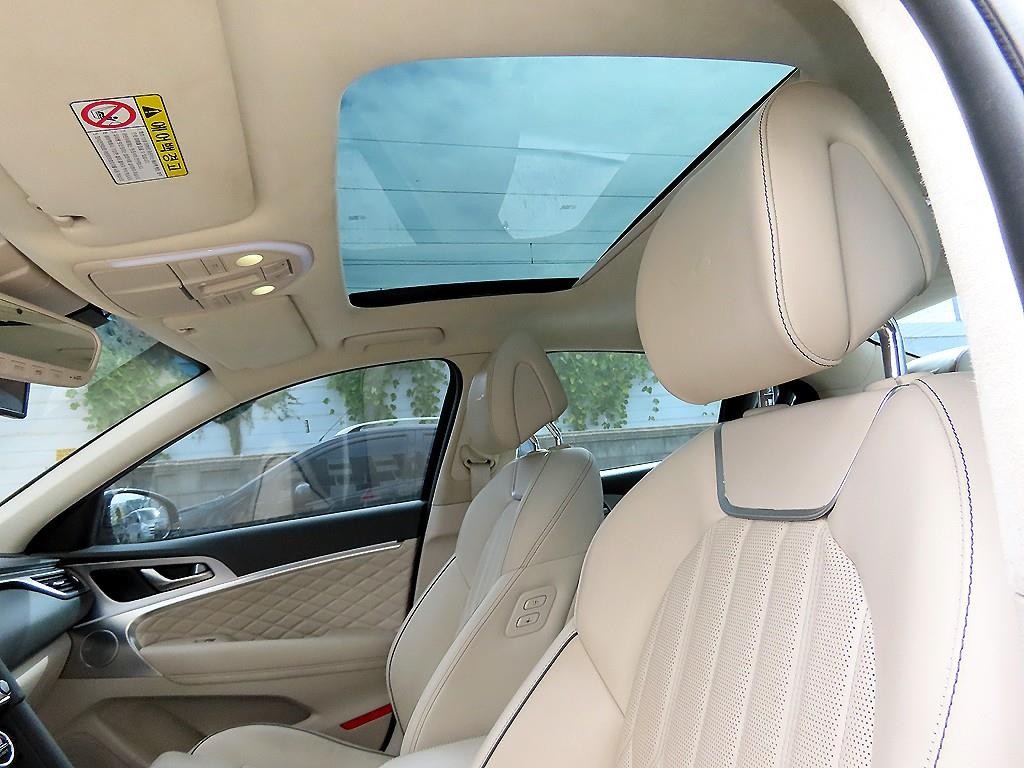 제네시스 G70 3.3T 스포츠 프레스티지 이미지 17