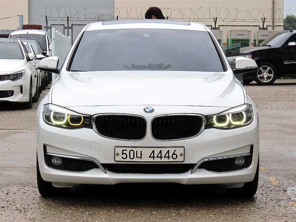 BMW 그란투리스모 3시리즈 GT (F34) GT 320D xDrive 이미지 2