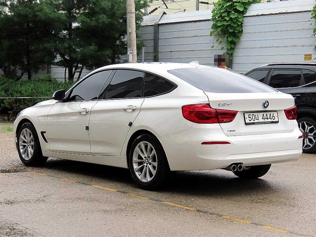 BMW 그란투리스모 3시리즈 GT (F34) GT 320D xDrive 이미지 3