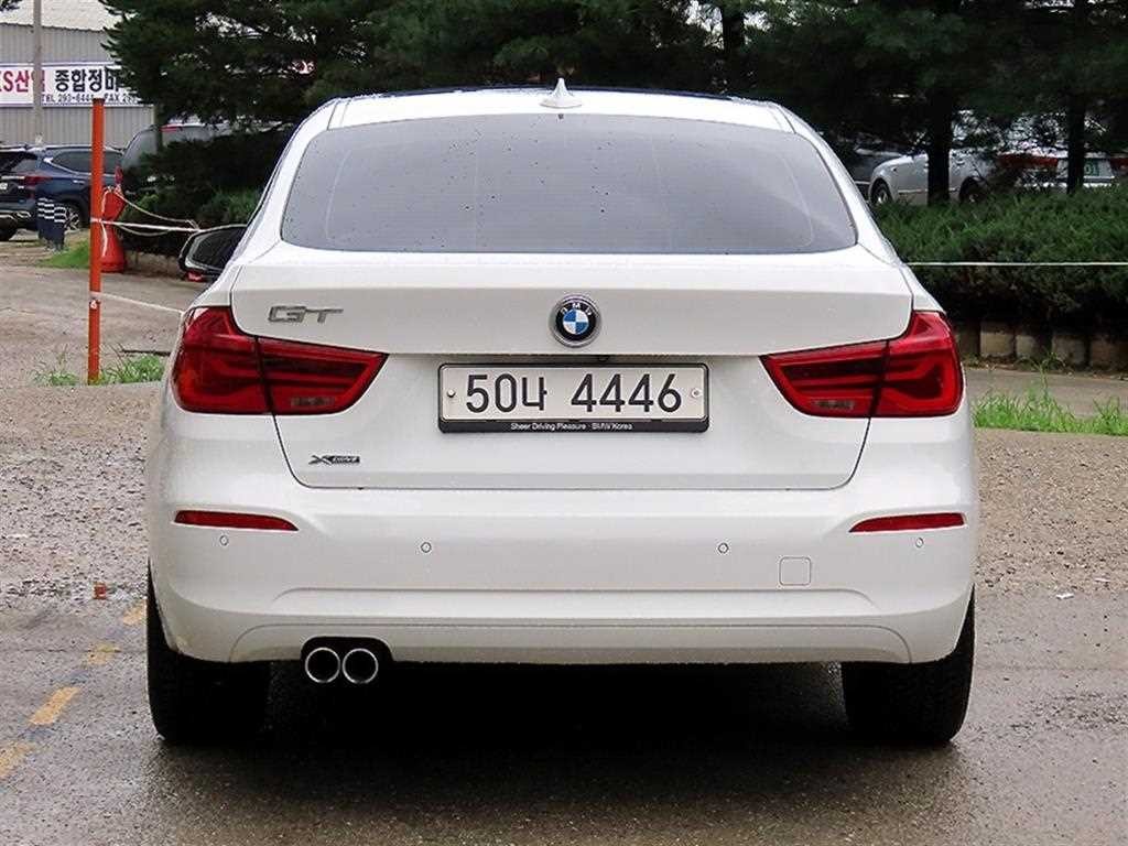 BMW 그란투리스모 3시리즈 GT (F34) GT 320D xDrive 이미지 4