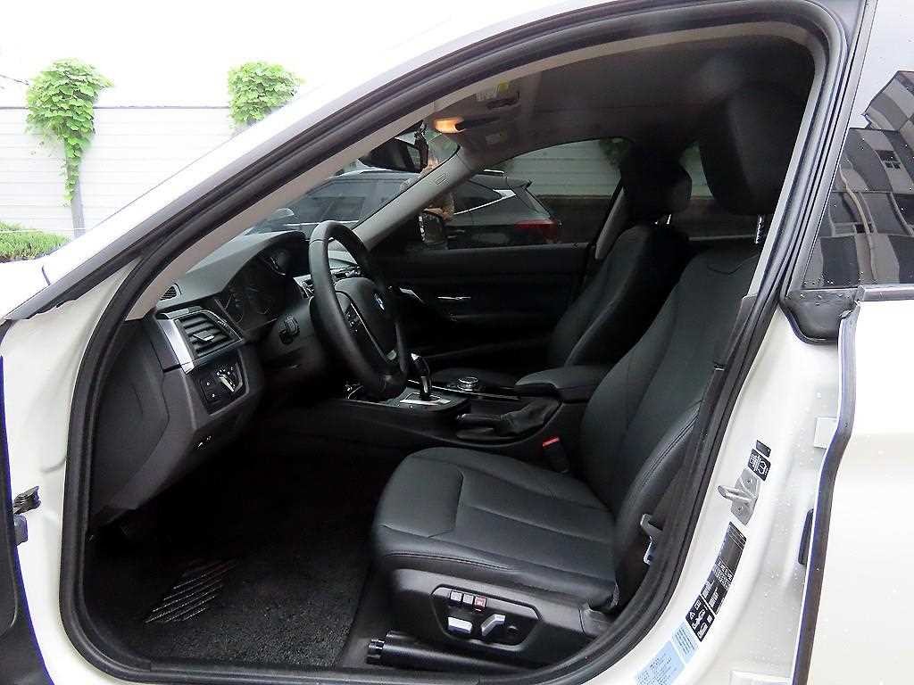 BMW 그란투리스모 3시리즈 GT (F34) GT 320D xDrive 이미지 5