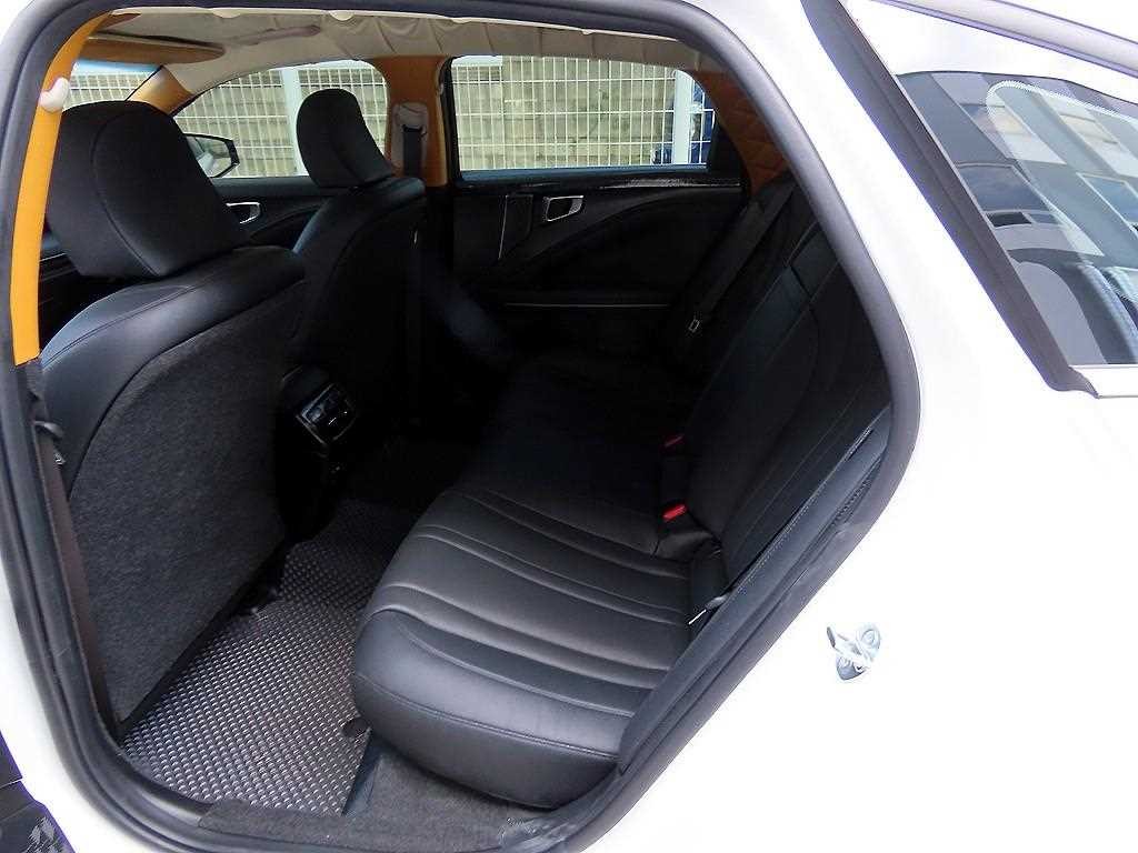 기아 K8 뉴 K8 3.5 LPG 2WD 노블레스 이미지 6