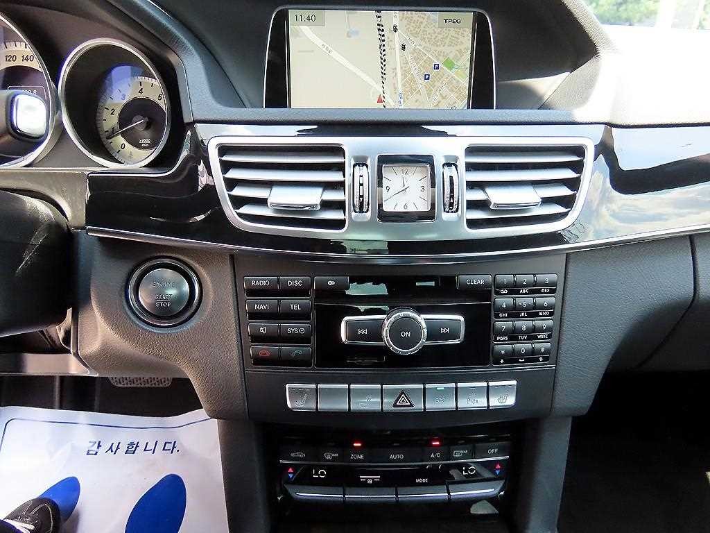 벤츠 E 클래스 E-클래스 W212 E300 4MATIC 아방가르드 이미지 13