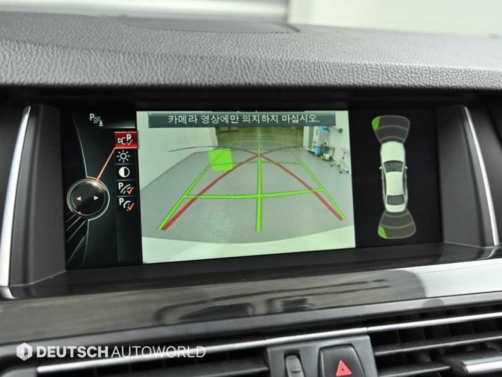 BMW 5시리즈 5시리즈 (F10) 520d 이미지 15