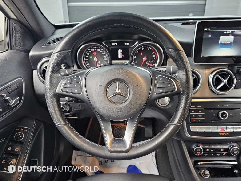 벤츠 GLA 클래스 GLA클래스 X156 GLA250 4MATIC 이미지 13