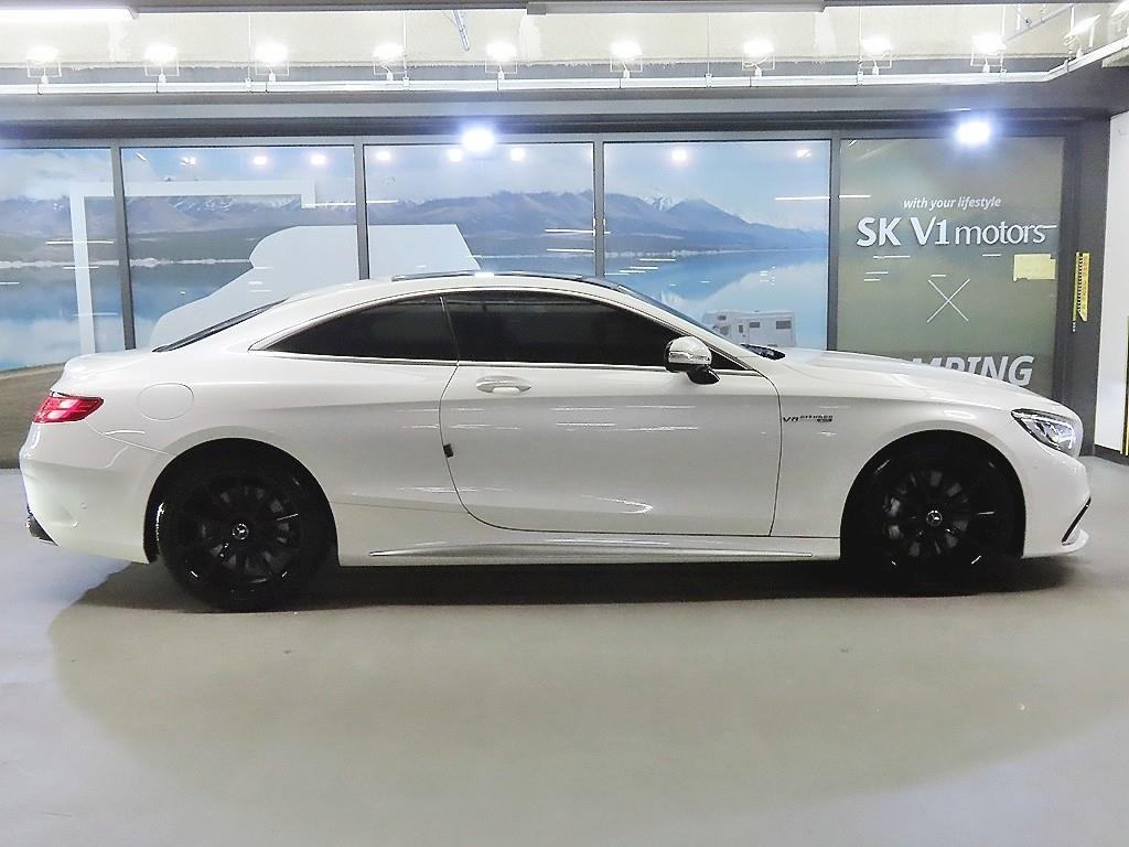 벤츠 S 클래스 S클래스-W222 S 63 AMG 4MATIC 쿠페 이미지 3