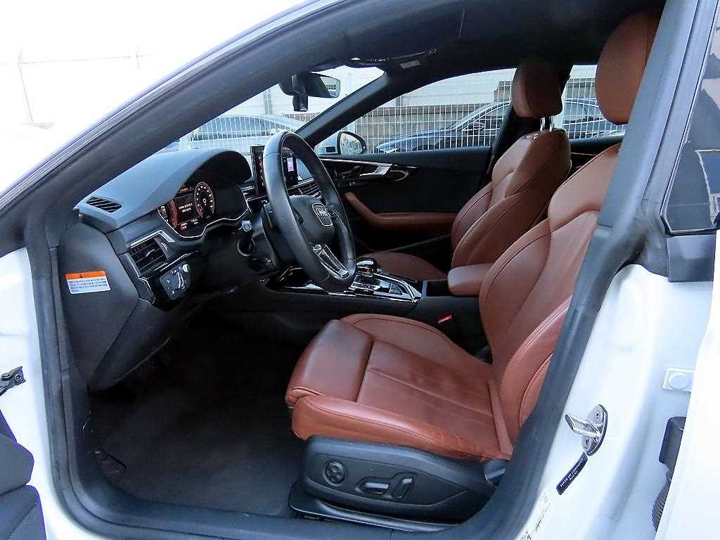 아우디 A5 A5 (F5) 40 TDI 콰트로 프리미엄 스포트백 이미지 5