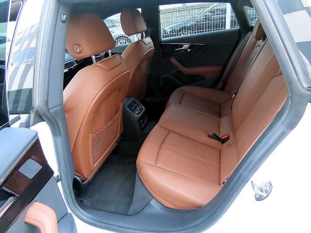 아우디 A5 A5 (F5) 40 TDI 콰트로 프리미엄 스포트백 이미지 6