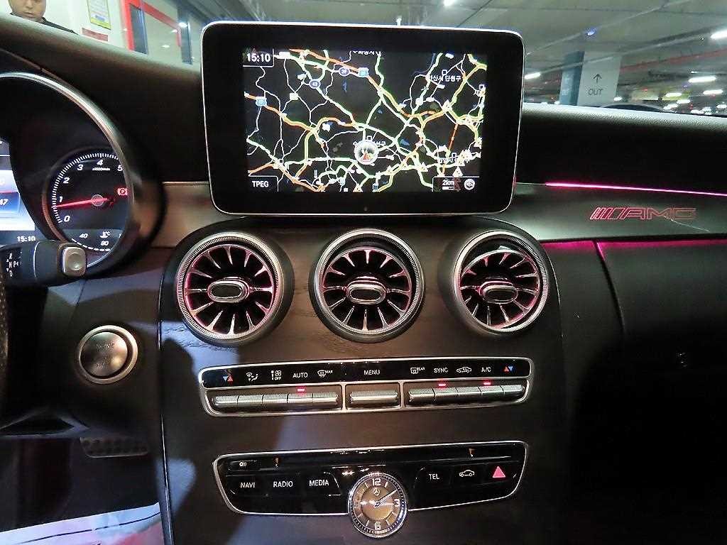 벤츠 C 클래스 C클래스 W205 C200 쿠페 이미지 11