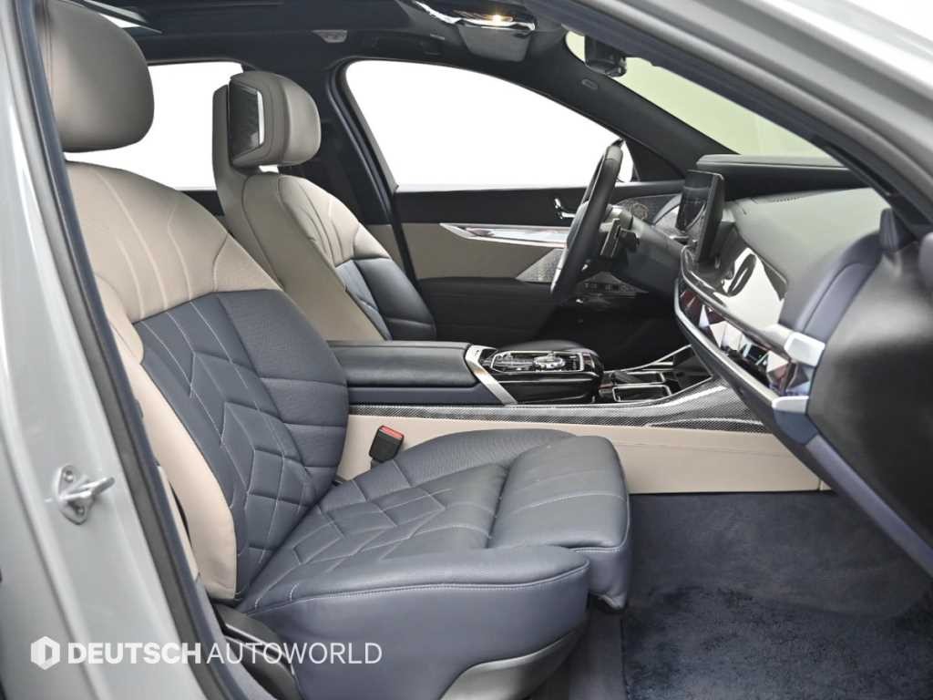 BMW 7시리즈 7시리즈 (G70) 750e xDrive M 스포츠 이미지 10