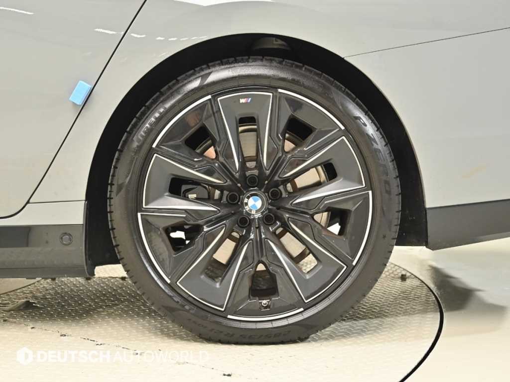 BMW 7시리즈 7시리즈 (G70) 750e xDrive M 스포츠 이미지 5