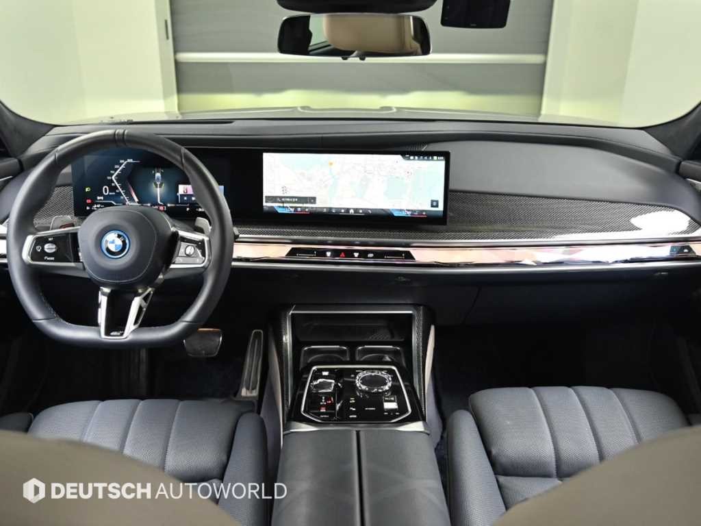 BMW 7시리즈 7시리즈 (G70) 750e xDrive M 스포츠 이미지 7