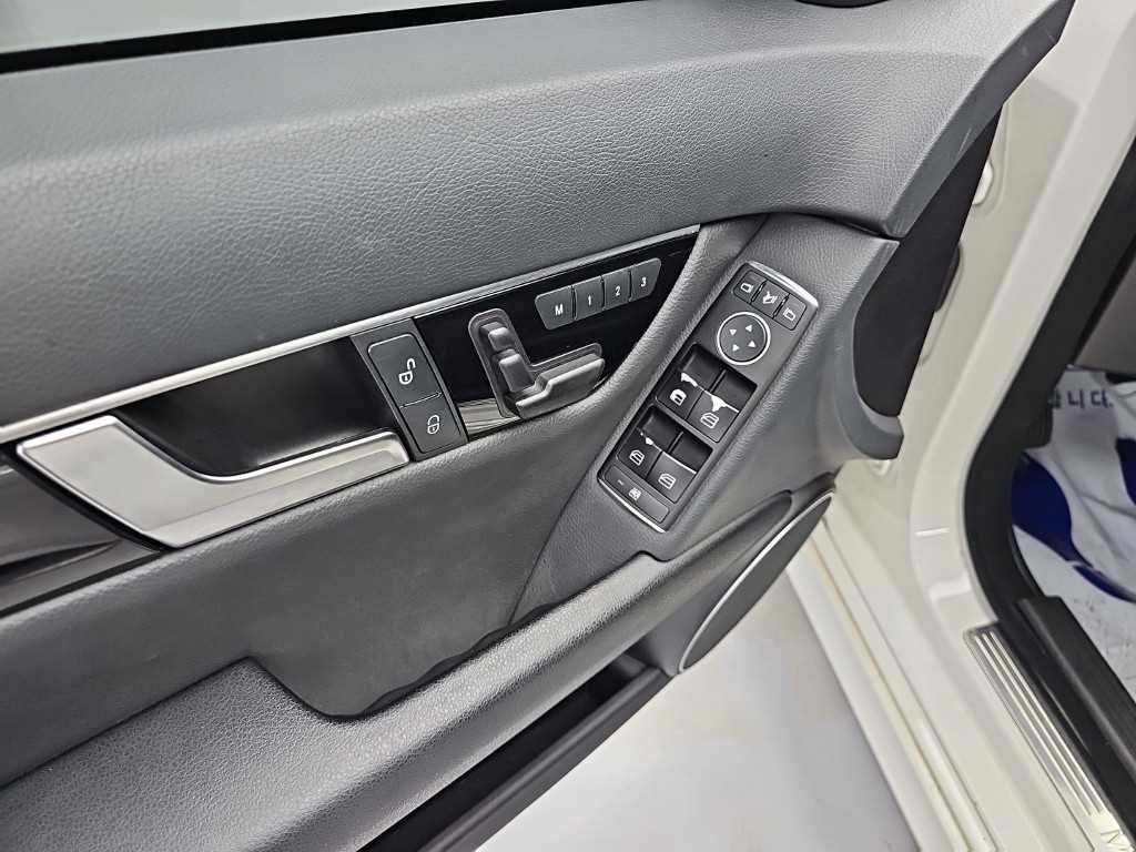 벤츠 C 클래스 C클래스 W204 C200 CGI 이미지 17