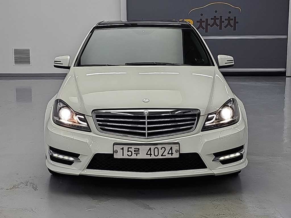 벤츠 C 클래스 C클래스 W204 C200 CGI 이미지 2