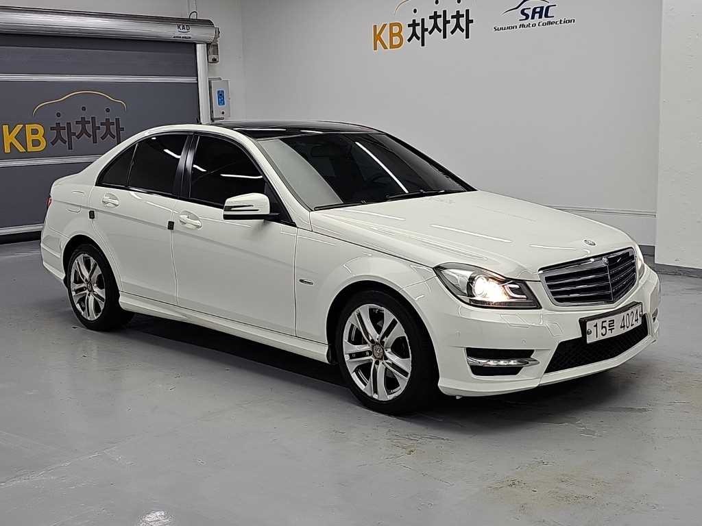 벤츠 C 클래스 C클래스 W204 C200 CGI 이미지 4