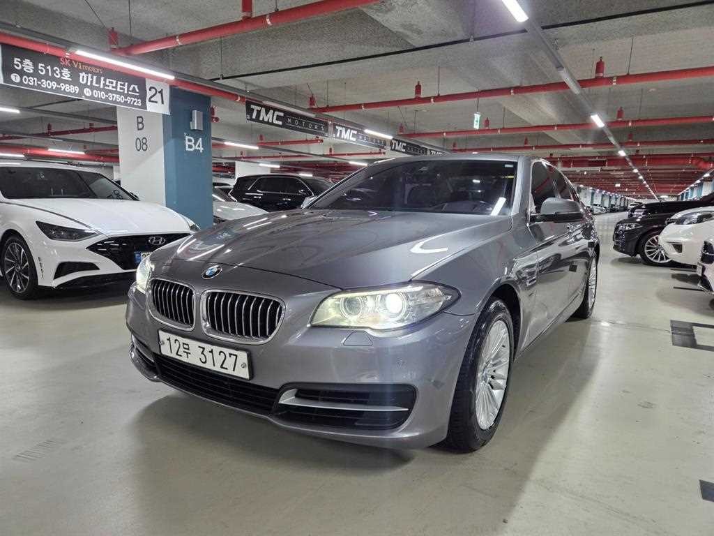 BMW 5시리즈 5시리즈 (F10) 520d 이미지 1