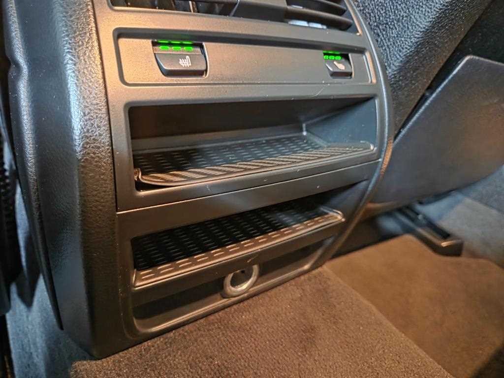 BMW 5시리즈 5시리즈 (F10) 520d 이미지 15