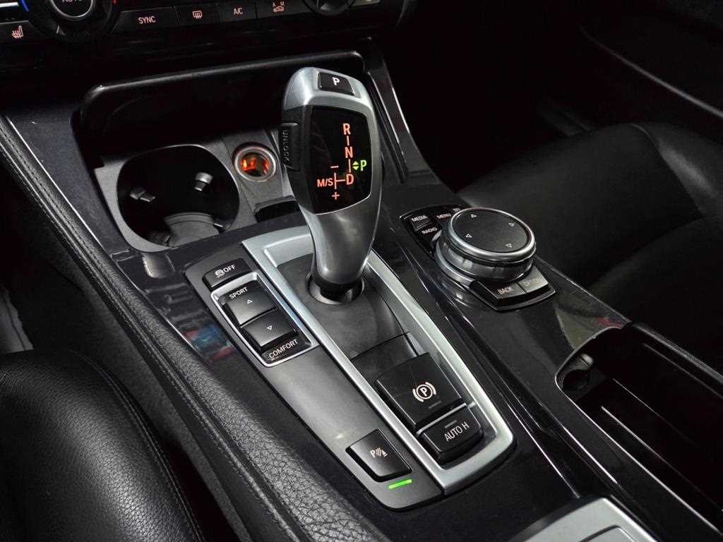 BMW 5시리즈 5시리즈 (F10) 520d 이미지 16