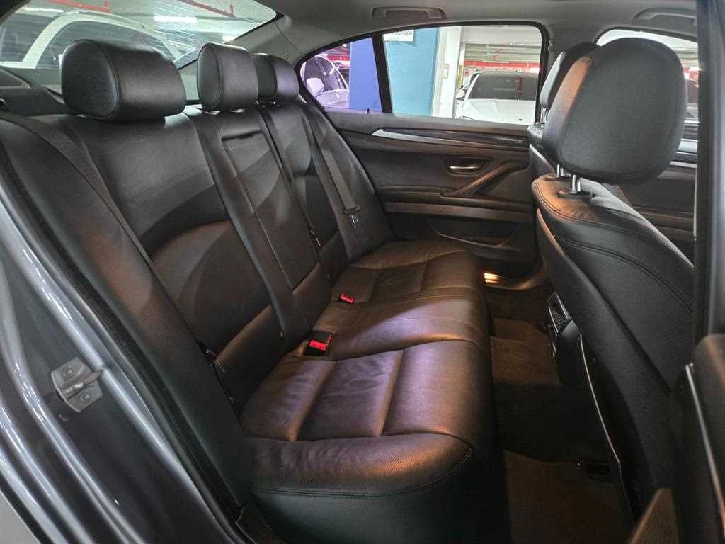 BMW 5시리즈 5시리즈 (F10) 520d 이미지 9