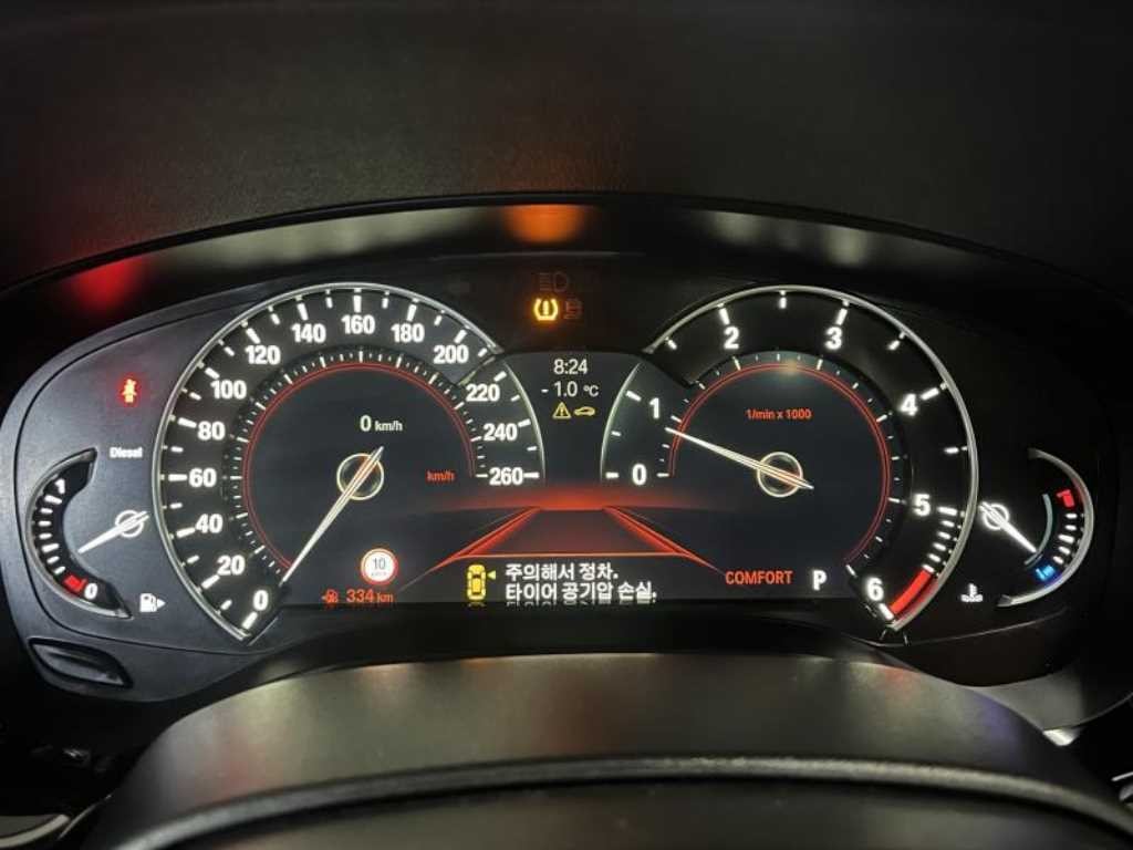 BMW 5시리즈 5시리즈 (G30) 520d M 스포츠 플러스 이미지 18