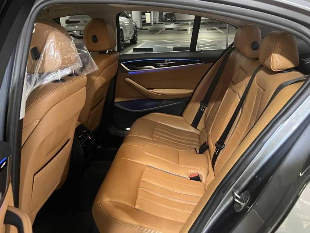 BMW 5시리즈 5시리즈 (G30) 520d M 스포츠 플러스 이미지 7