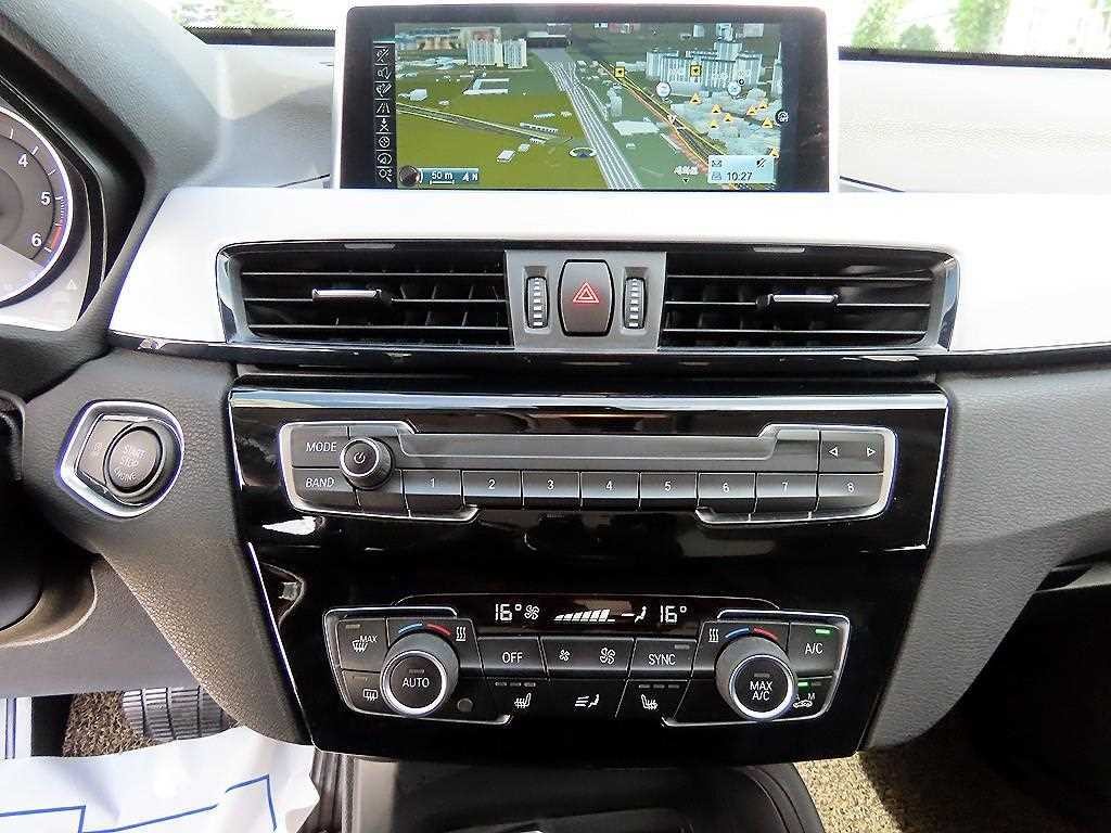 BMW X1 X1 (F48) xDrive 18d 이미지 13