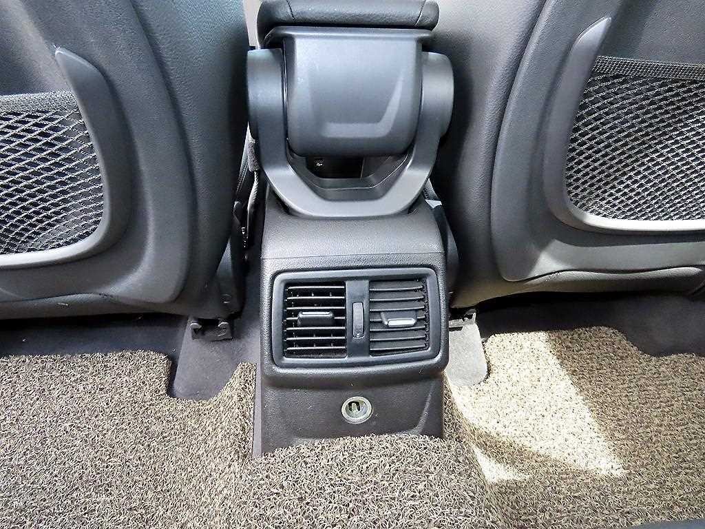 BMW X1 X1 (F48) xDrive 18d 이미지 16