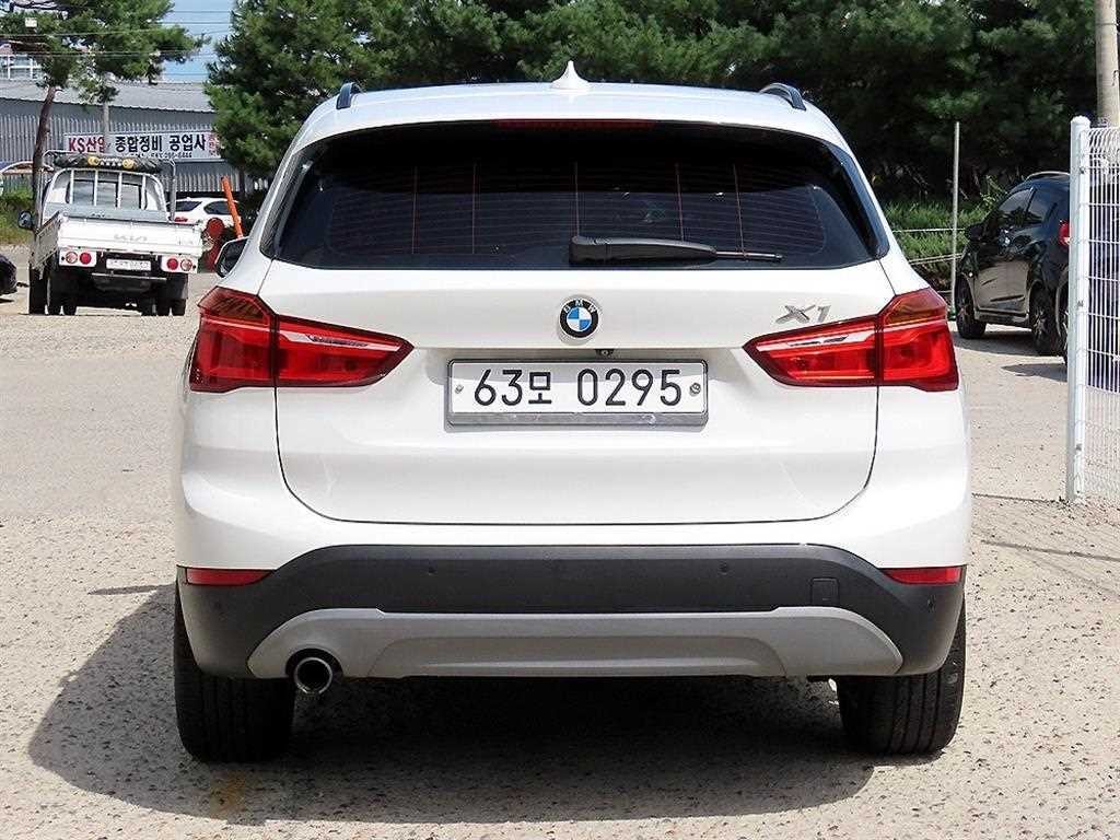 BMW X1 X1 (F48) xDrive 18d 이미지 4