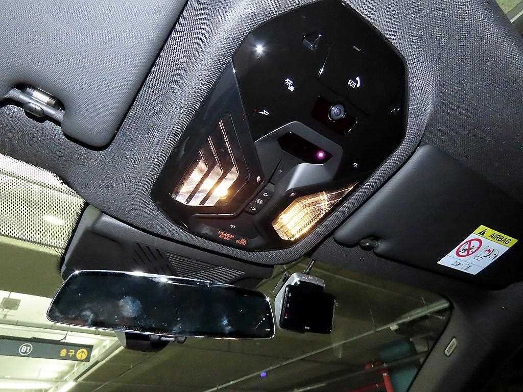 BMW 5시리즈 5시리즈 (G60) 530i xDrive M 스포츠 이미지 16