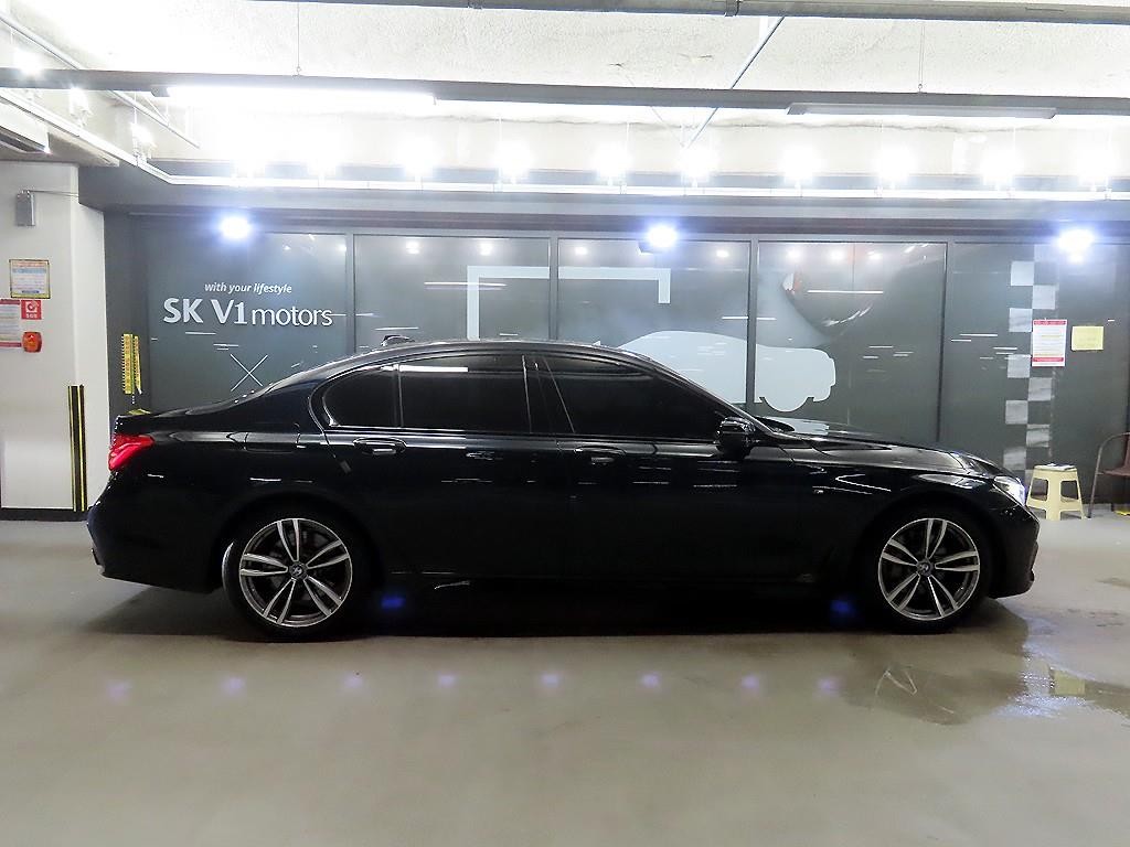 BMW 7시리즈 7시리즈 (G11) 740d xDrive M 스포츠 이미지 3