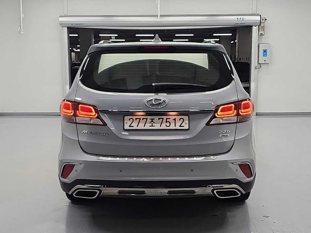 현대 맥스크루즈 더뉴맥스크루즈 E-VGT R2.2 4WD 프레스티지 이미지 3