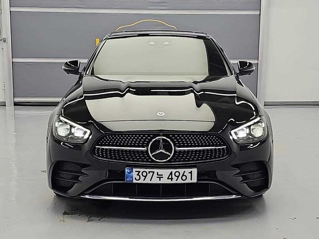 벤츠 E 클래스 E-클래스 W213 E220d 4MATIC AMG라인 이미지 2
