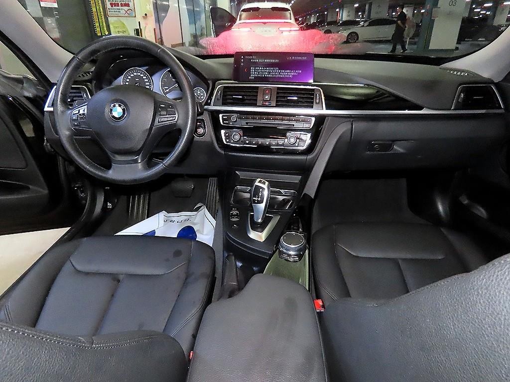 BMW 그란투리스모 3시리즈 GT (F34) GT 320D xDrive 이미지 10