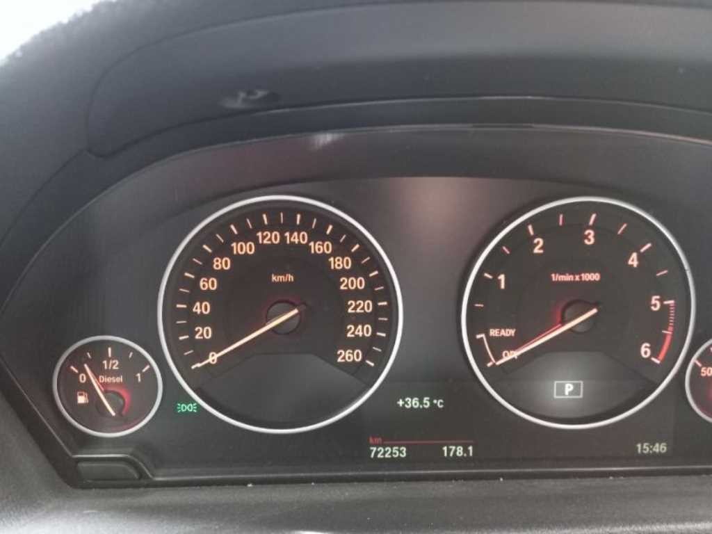 BMW 그란투리스모 3시리즈 GT (F34) GT 320D xDrive 이미지 3
