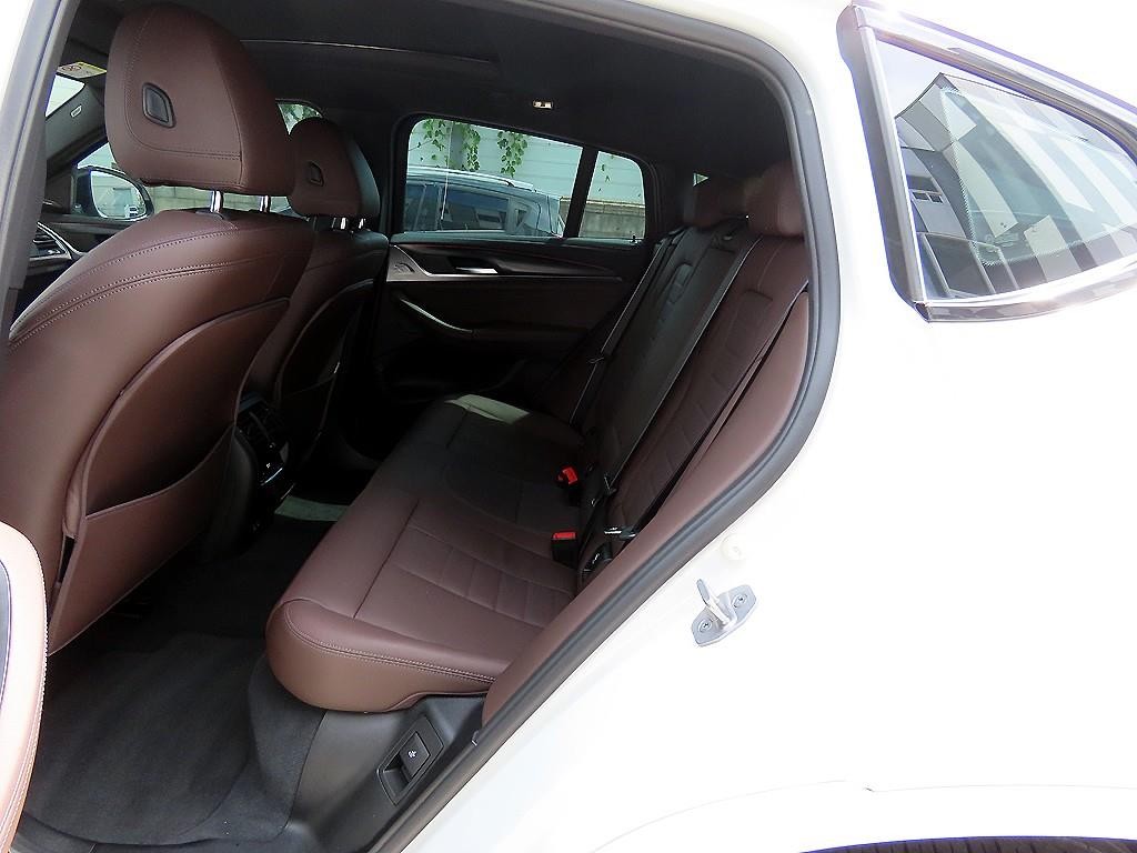 BMW X4 X4 (G02) xDrive 20i M 스포츠 프로 이미지 6