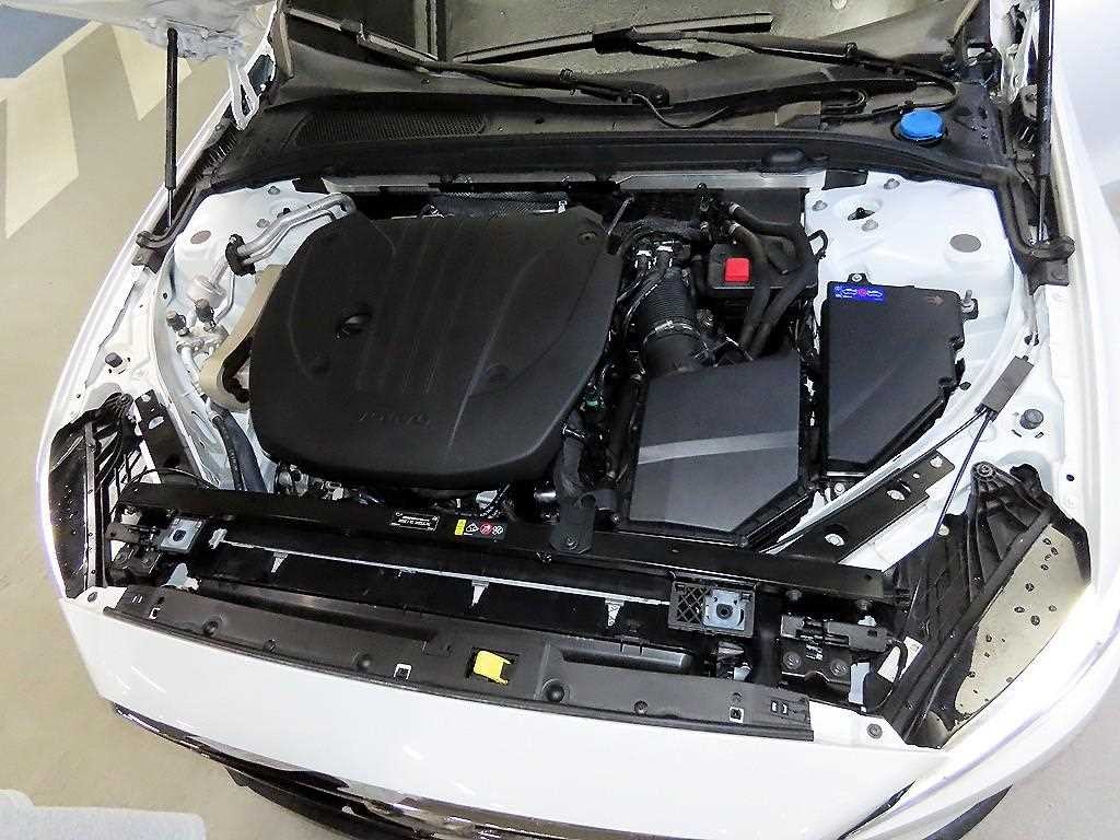 볼보 V60 V60 크로스 컨트리 2세대 2.0 B5 AWD 이미지 19