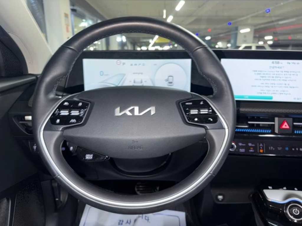 기아 EV6 롱레인지 어스 이미지 8