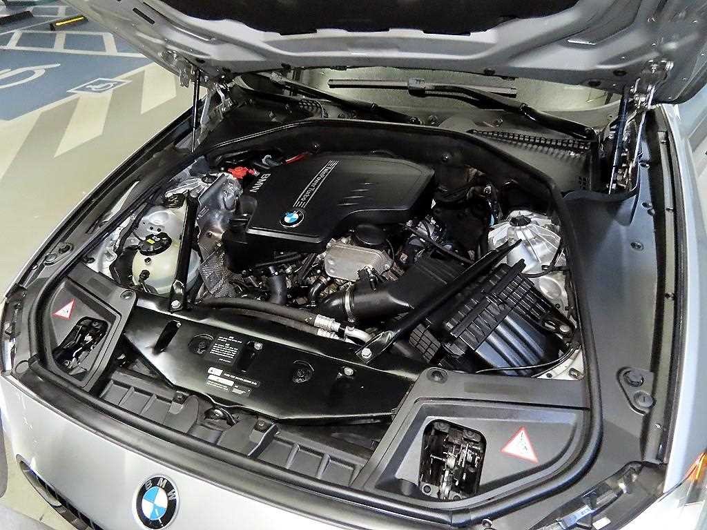 BMW 5시리즈 5시리즈 (F10) 528i xDrive 럭셔리 이미지 19