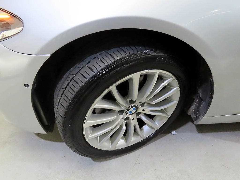 BMW 5시리즈 5시리즈 (F10) 528i xDrive 럭셔리 이미지 20