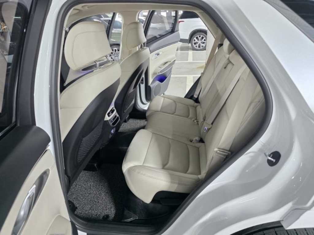 제네시스 GV70 2.5T 가솔린 AWD 이미지 8