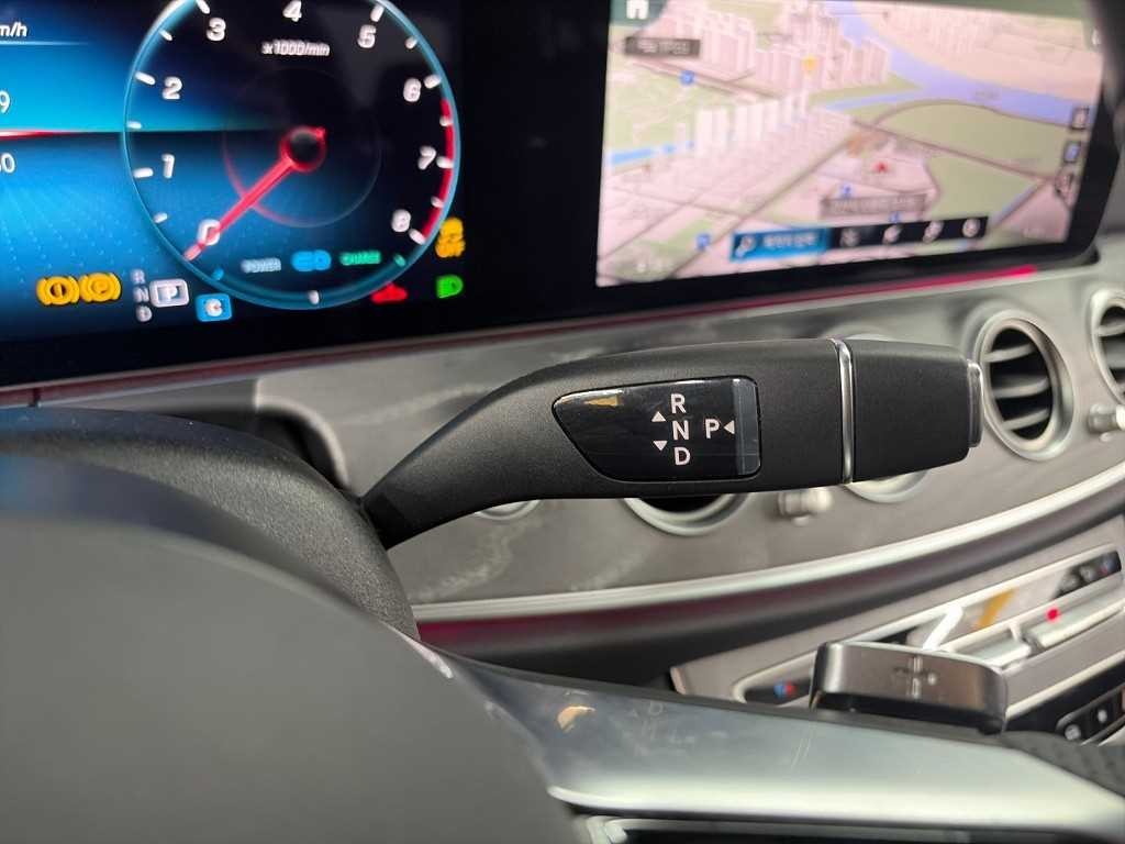 벤츠 E 클래스 E-클래스 W213 E350 4MATIC 아방가르드 이미지 8