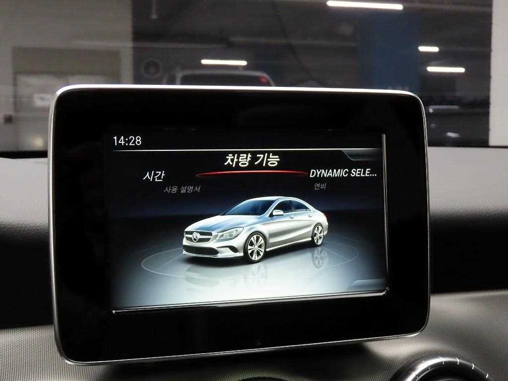 벤츠 CLA 클래스 CLA클래스 CLA 220 AMG LINE 이미지 8