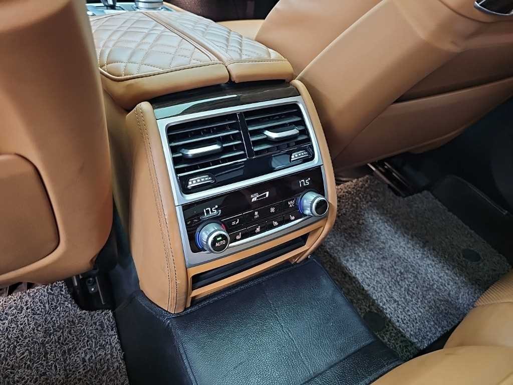 BMW 7시리즈 7시리즈 (G11) 740d xDrive 디자인 퓨어 엑설런스 이미지 13