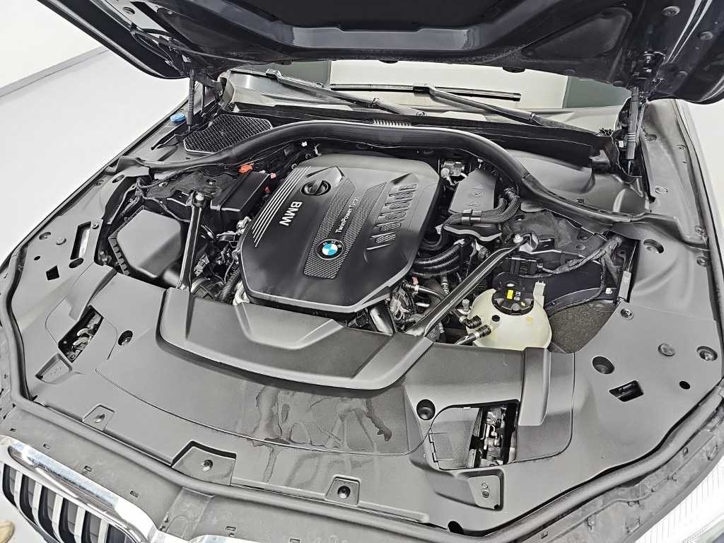 BMW 7시리즈 7시리즈 (G11) 740d xDrive 디자인 퓨어 엑설런스 이미지 5