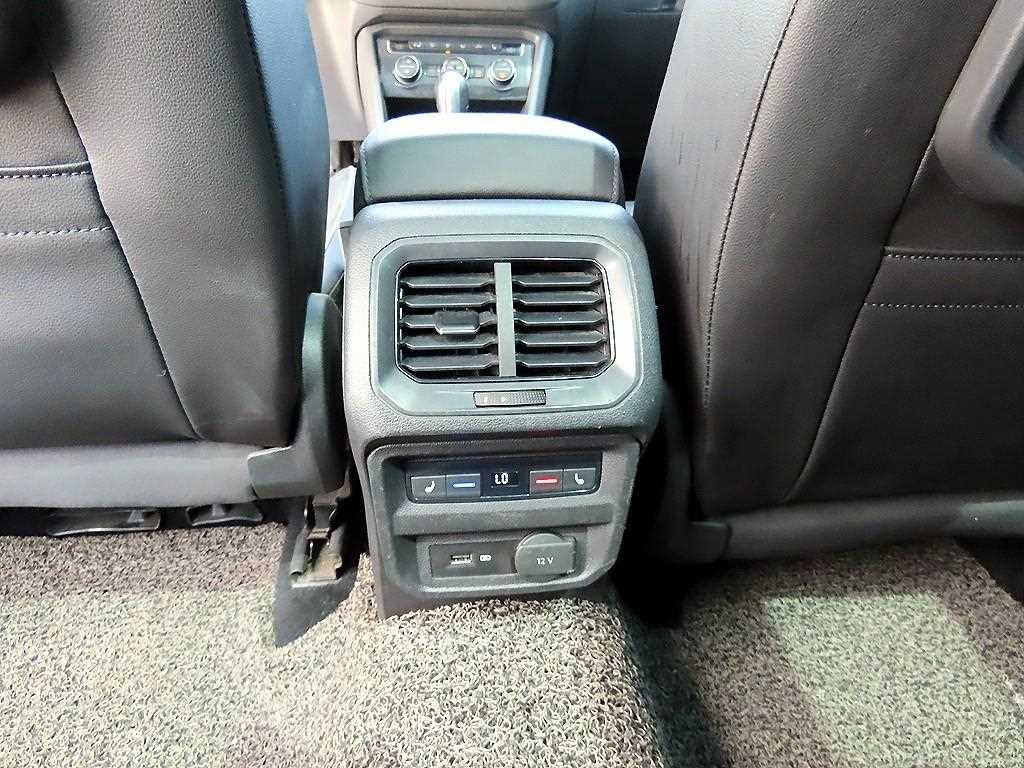 폭스바겐 티구안 티구안(2세대) 2.0 TDI 프레스티지 이미지 16