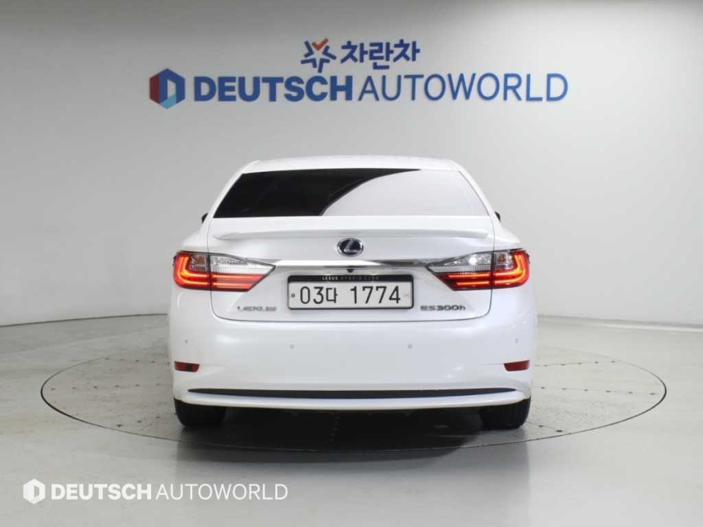 렉서스 ES 뉴ES300h 이그제큐티브 이미지 4