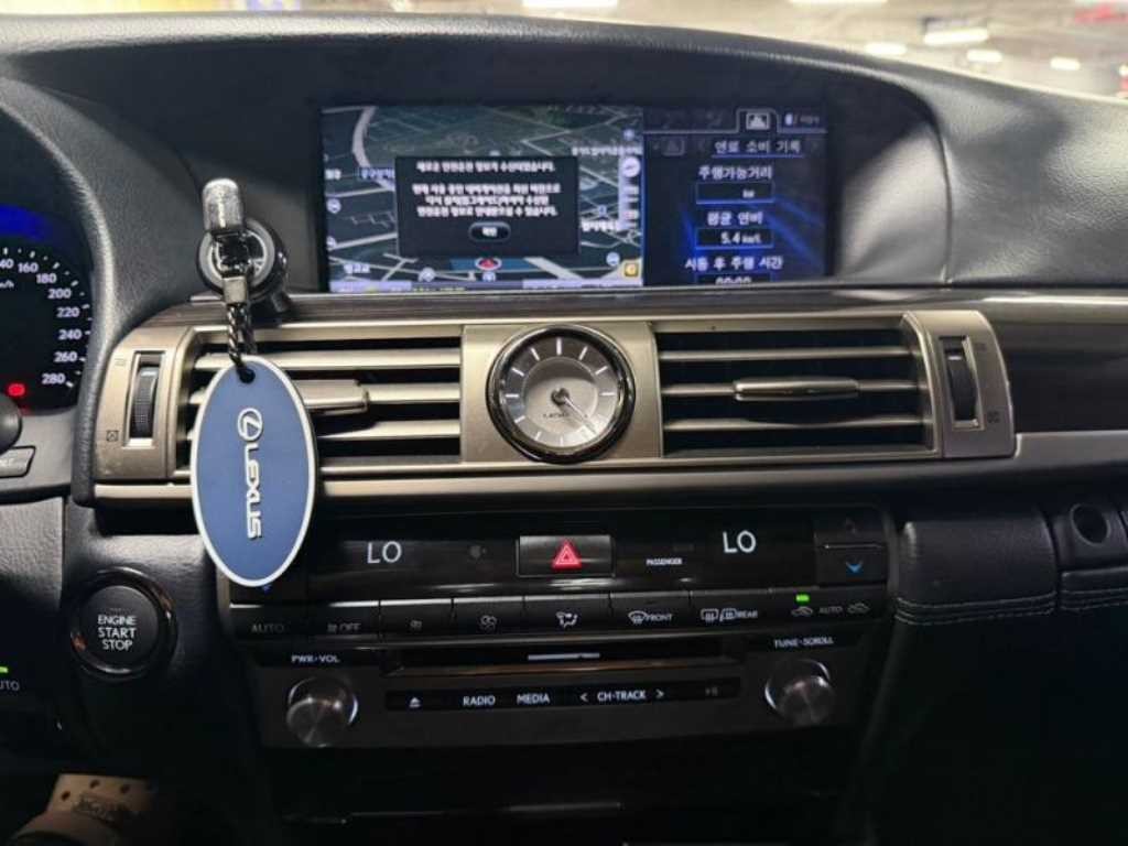 렉서스 LS LS460 AWD 이미지 10